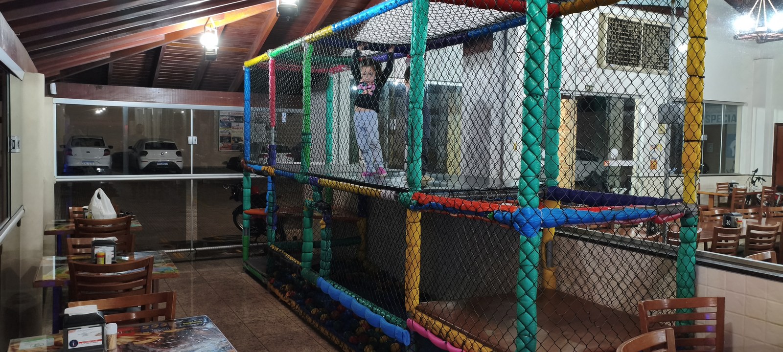 Espaço kids com brinquedo